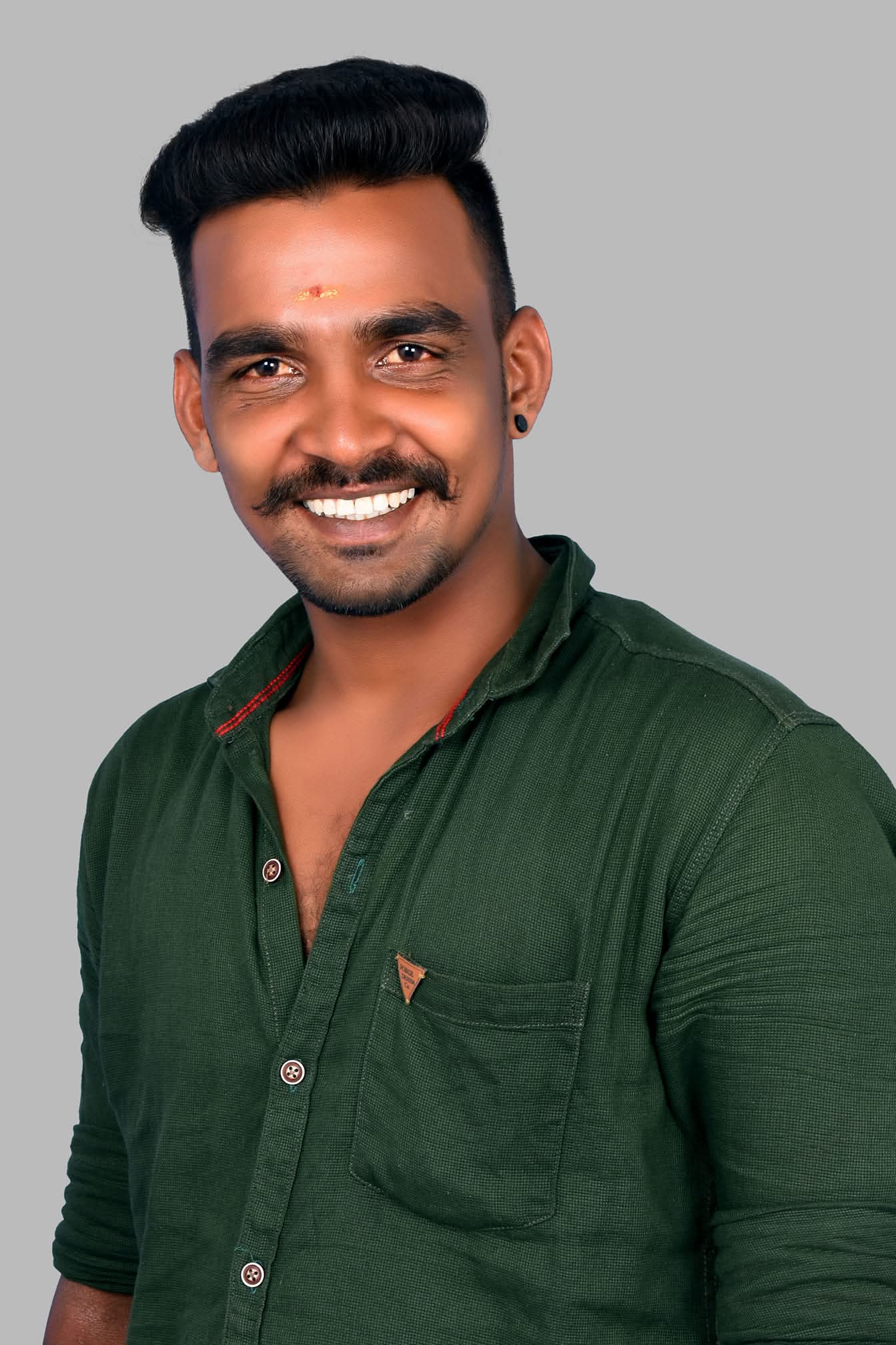 Groom Image